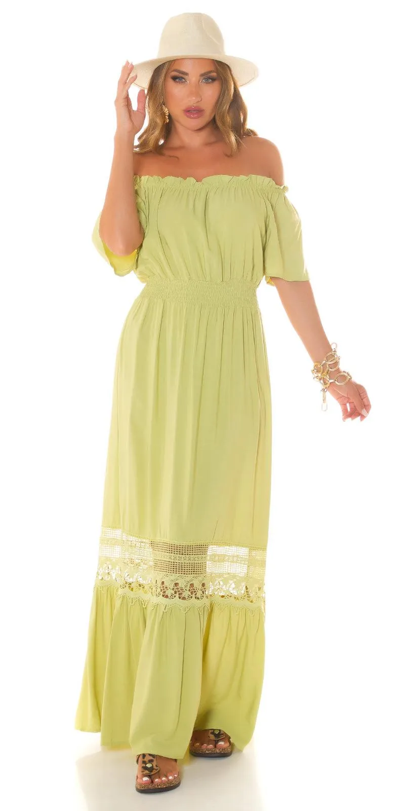 Vestido maxi y hombro descubierto verde