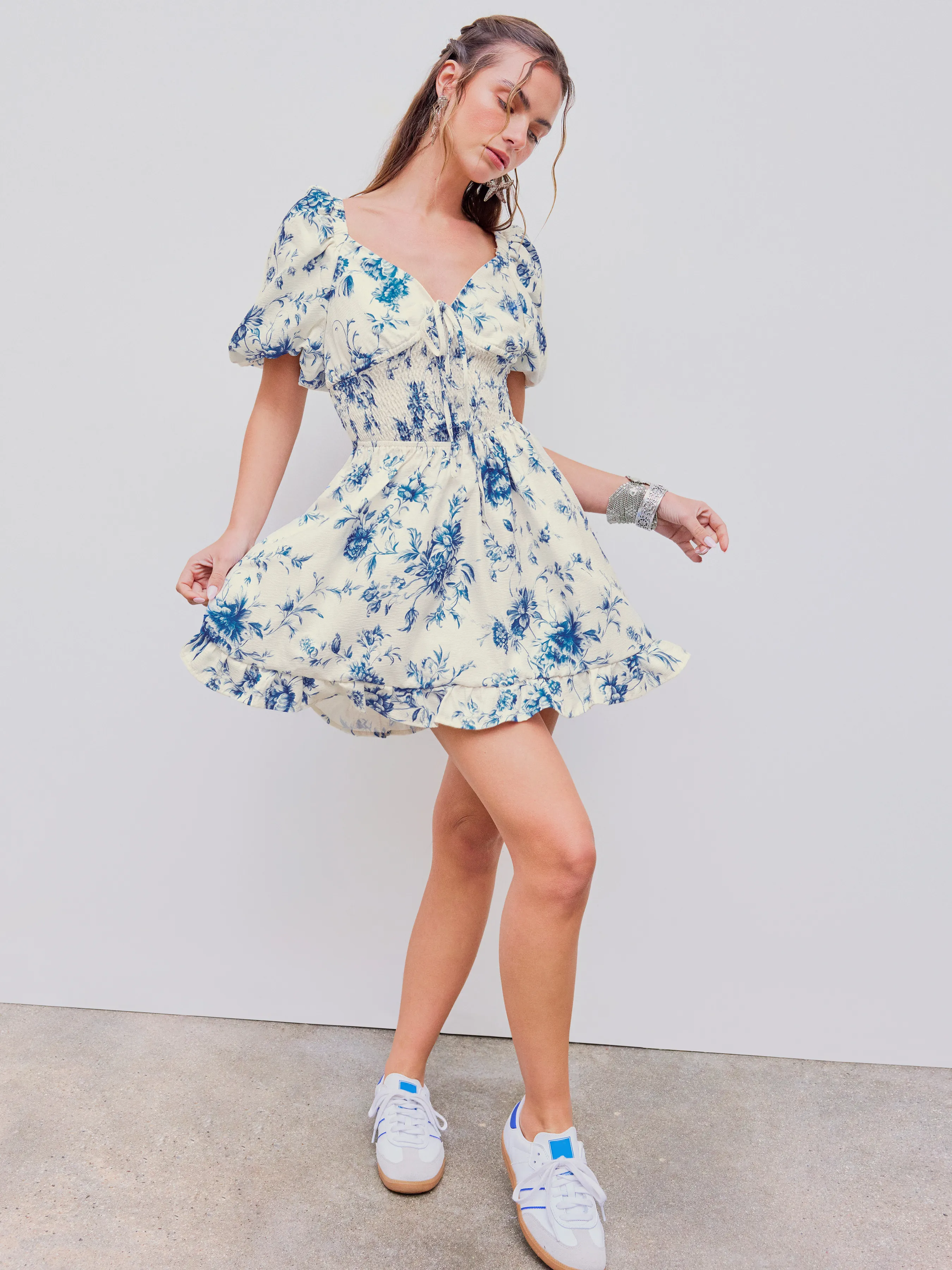 Vestido Mini Floral con Cuello en V, Nudo y Fruncido Santorini Playa Vacaciones