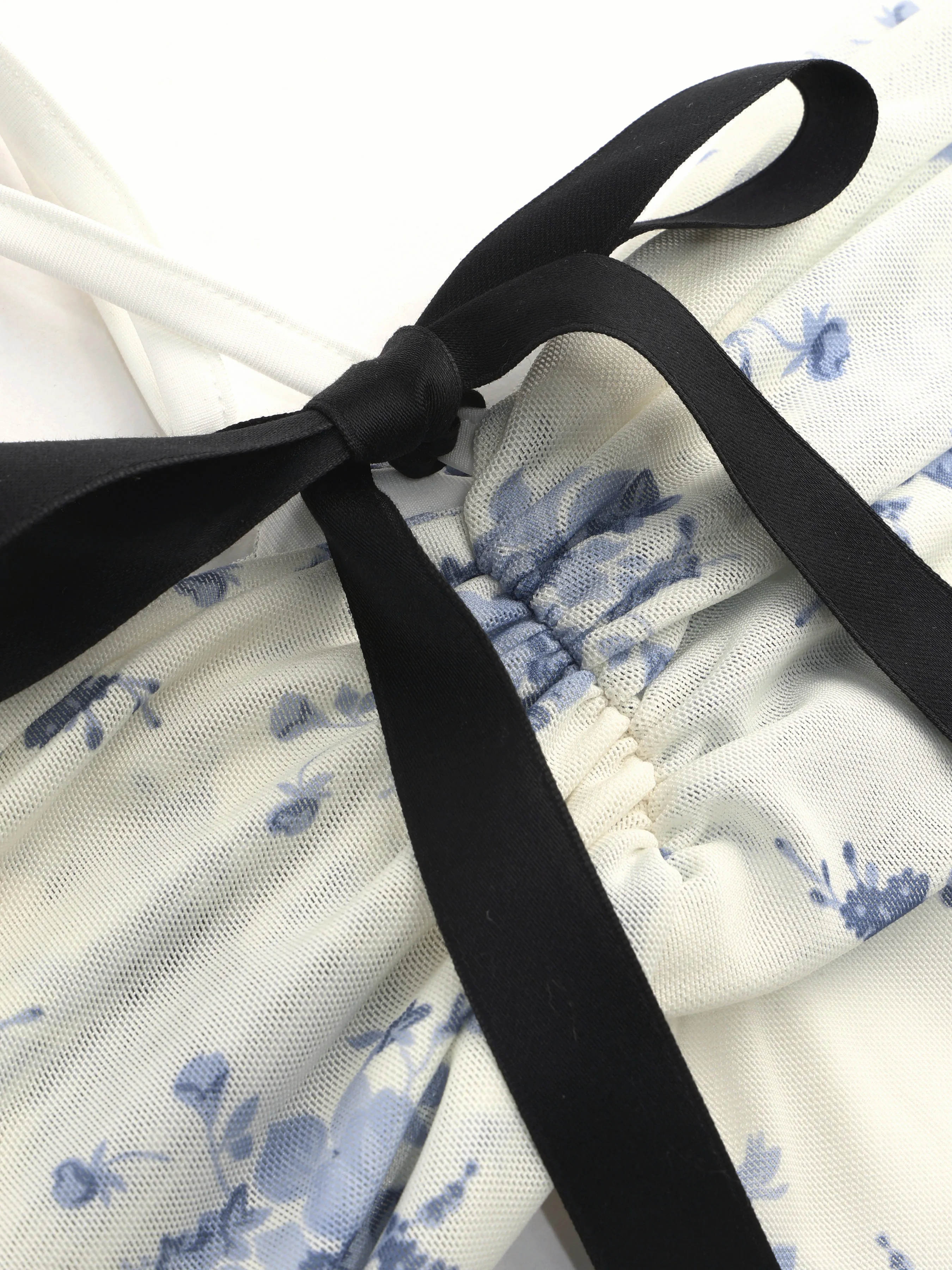 Vestido Mini Floral con Lazo Extraíble y Hombros Descubiertos para Vacaciones en la Playa de Santorini