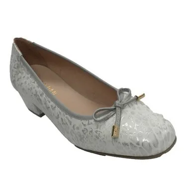 Zapato mujer tipo manoletina Roldán en blanco