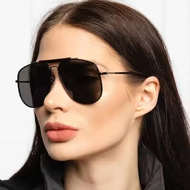 ZONNEBRIL VOOR MANNEN VROUWEN ZOMER 557 ONTWERPERS STIJL ZONNESCHERM ANTIULTRAVIOLET RETRO PLAAT FULL FRAME WILLEKEURIGE DOOS